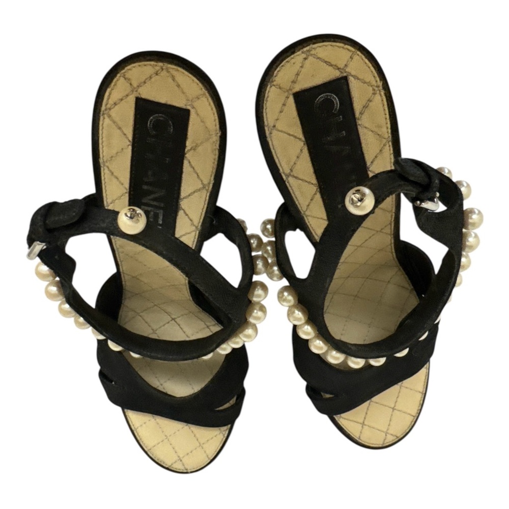 CHANEL‎ Black Satin Pearl Embellished Sandal Heels Women’s Size 40 Elegant Shoes - Picture 7 of 10